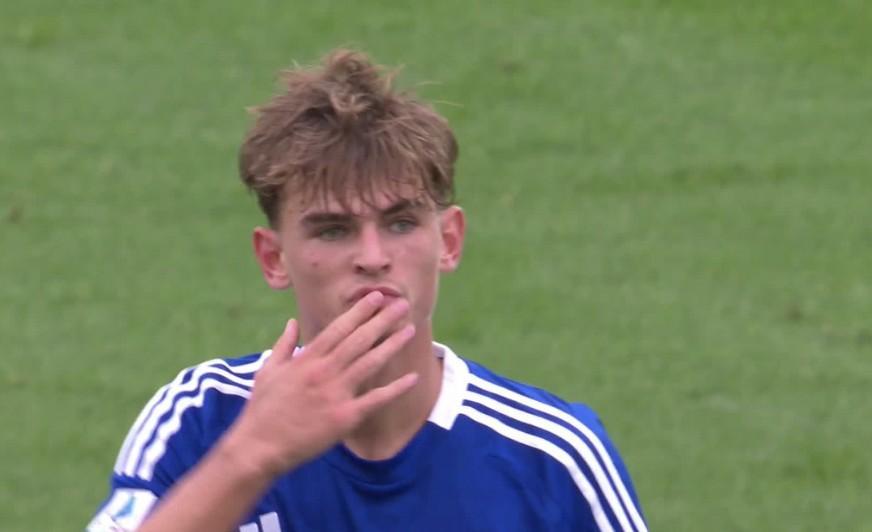 松胜利的背 松胜利的背